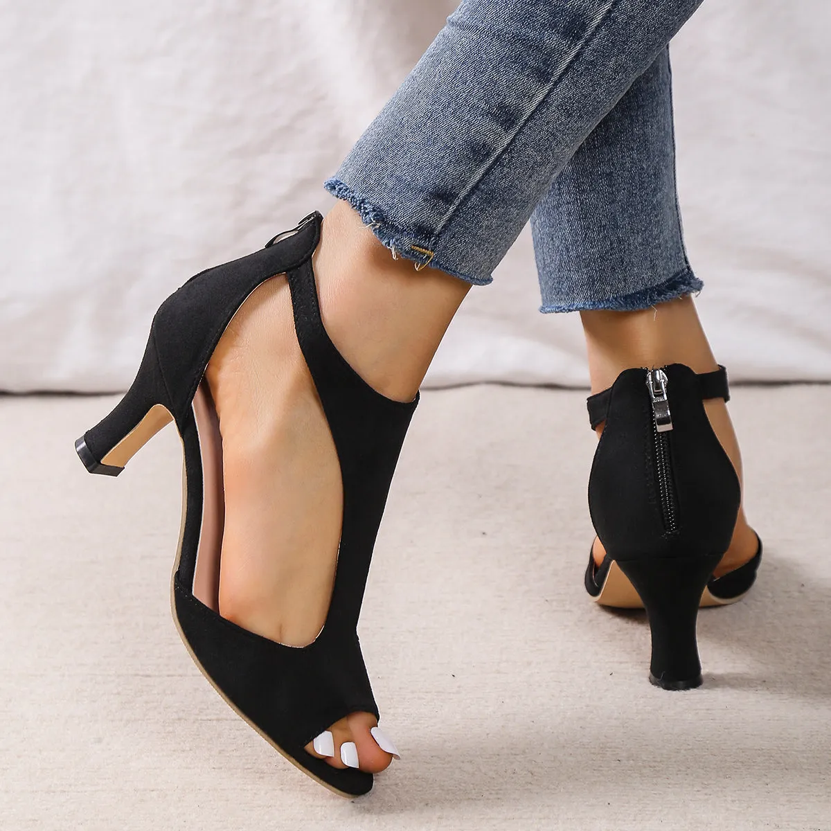 Freya - Orthopaedic sandal with heel