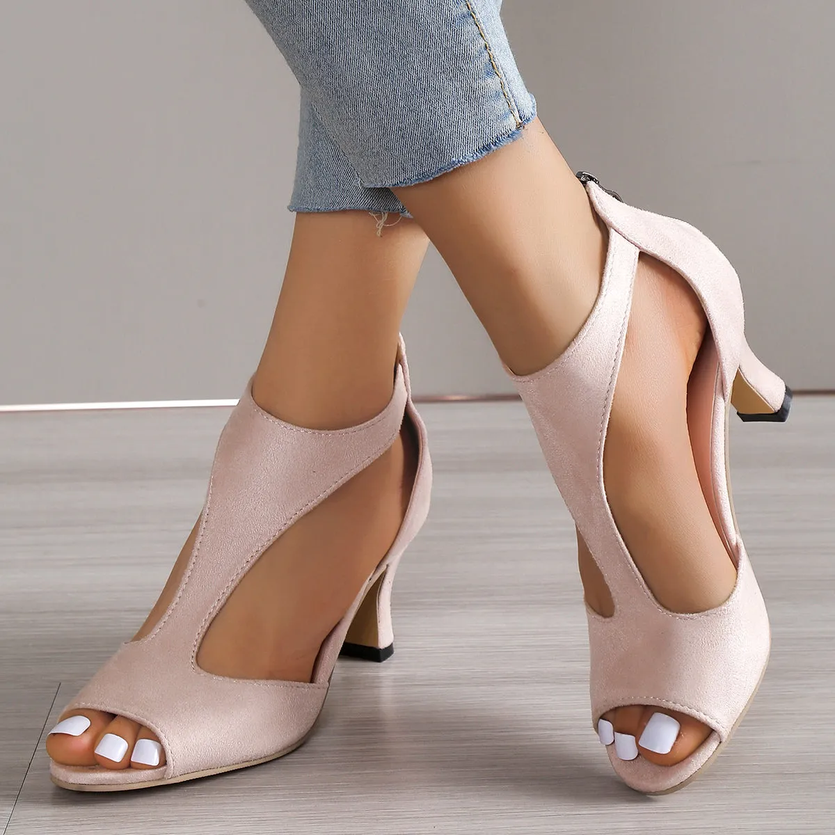 Freya - Orthopaedic sandal with heel