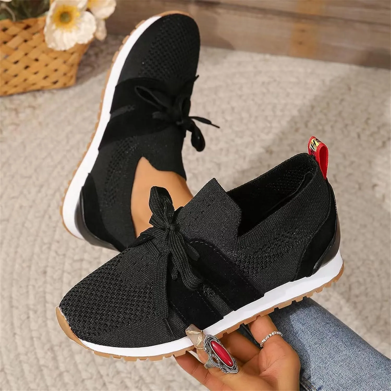 Running Shoes For Women Slip-on Walking Shoes Breathable Upper Gym Workout Fashion Sneakers Comfortable Tennis Shoes
